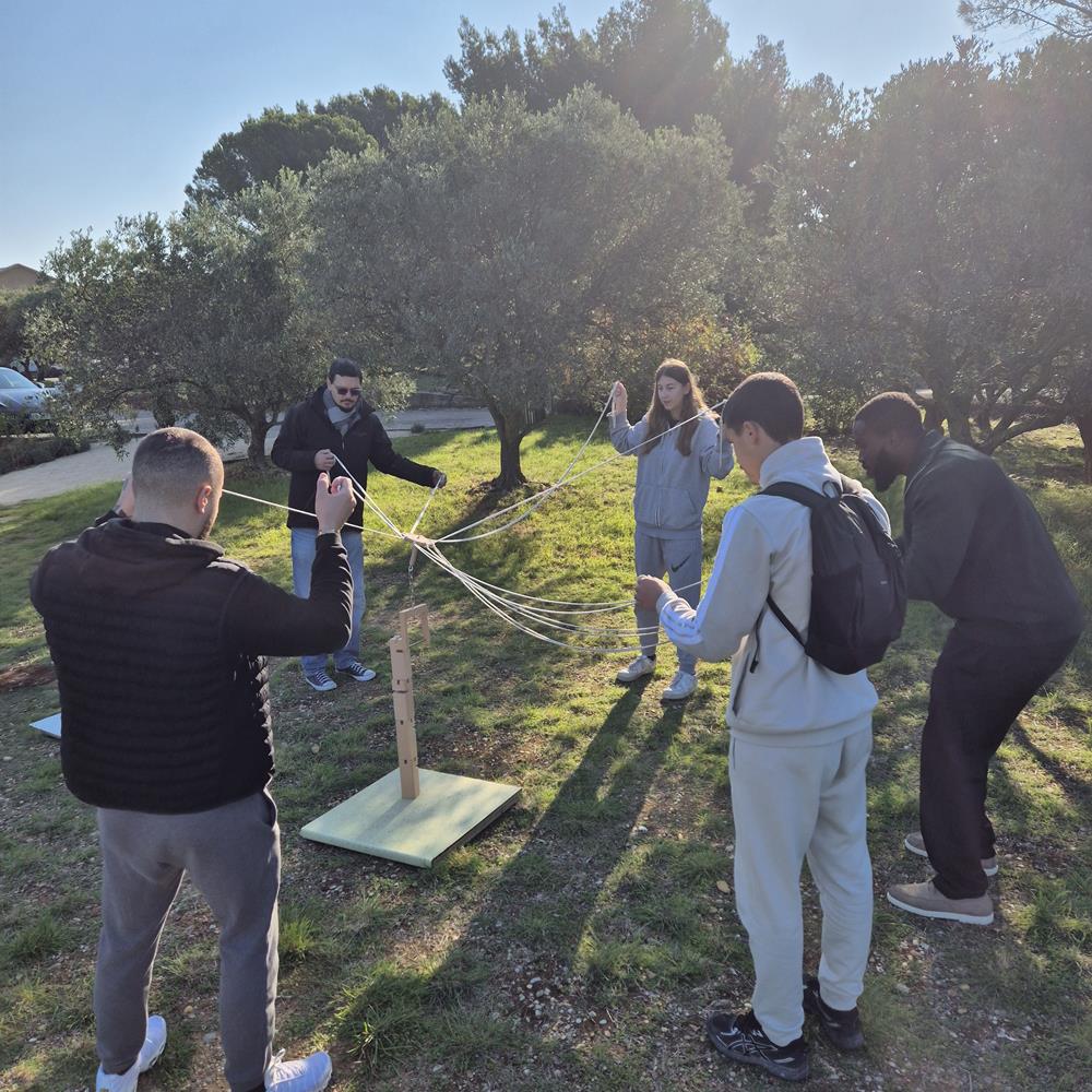 Photo La Tour de Froebel est idéale pour une journée cohésion dans le Gard (30), en Vaucluse (84), ou dans les Bouches-du-Rhône (13)